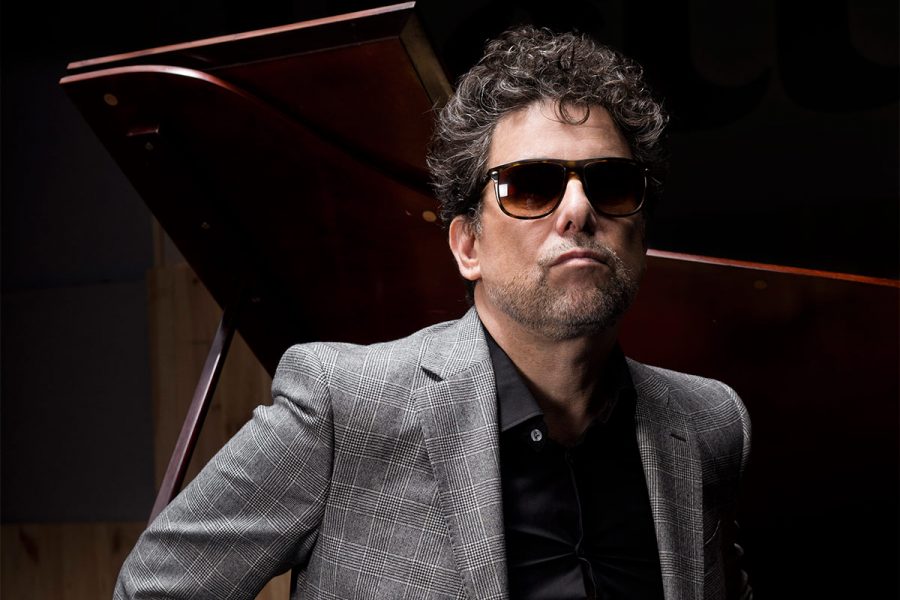 Comentarios de Andrés Calamaro acerca de "BACH", Bandalos Chinos y el pop como concepto para el diario Página 12